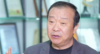 巨大黑迪克vs娇小亚女